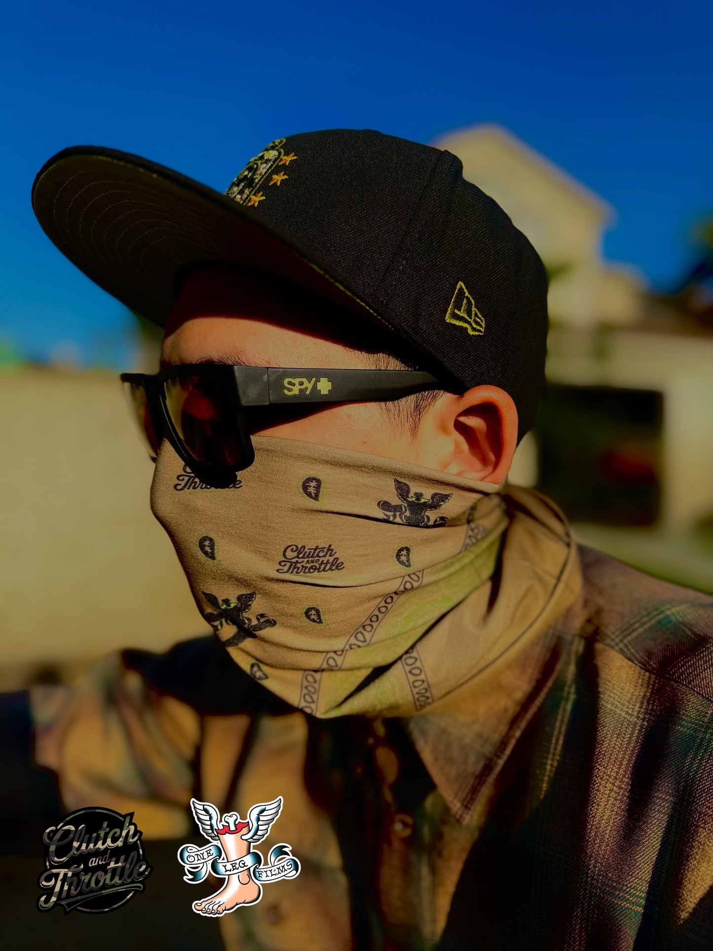 One Leg Films Paisley Neck Gaiter (Coyote Brown/OD Green)