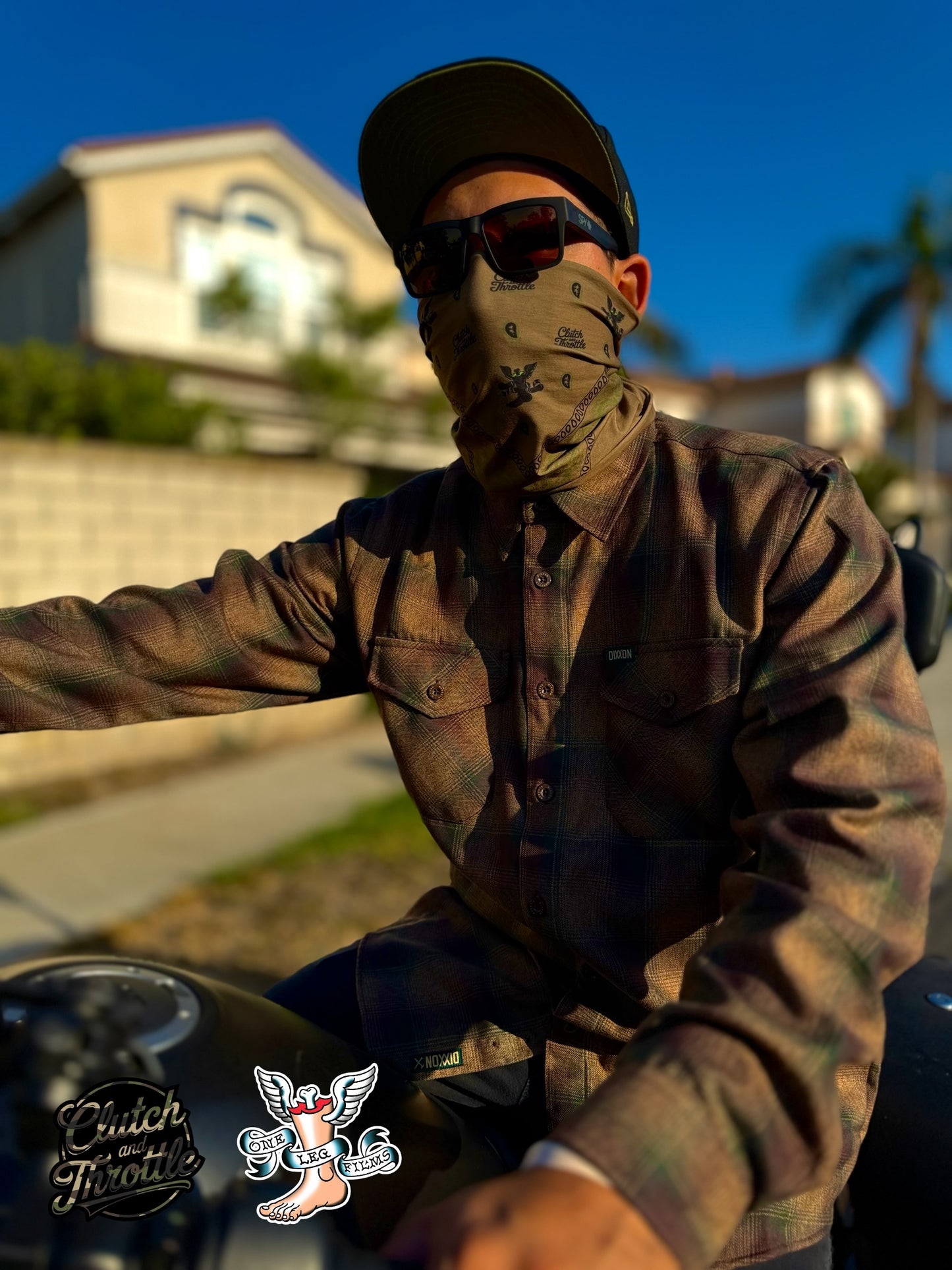 One Leg Films Paisley Neck Gaiter (Coyote Brown/OD Green)