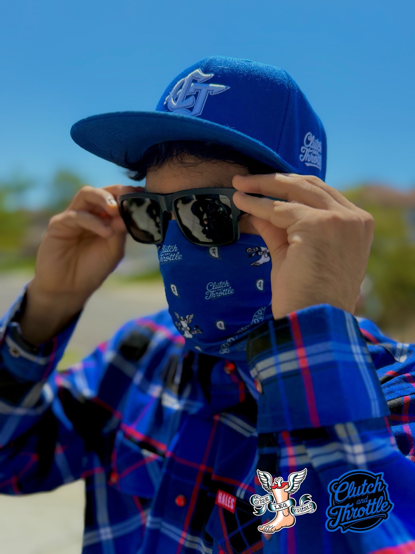 One Leg Films Paisley Neck Gaiter (Blue/Gray)