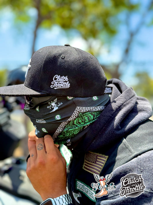 One Leg Films Paisley Neck Gaiter (Black/Green)